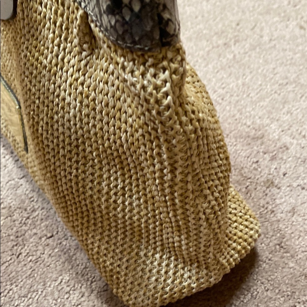 Nicole Miller Tan and Brown Clutch with Stylish Wristlet - Picture 3 of 14